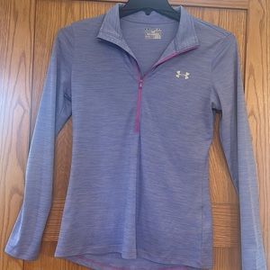 Under Armour top
